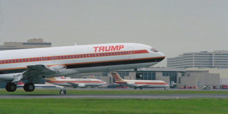 Trump Shuttle Landing at National Airport