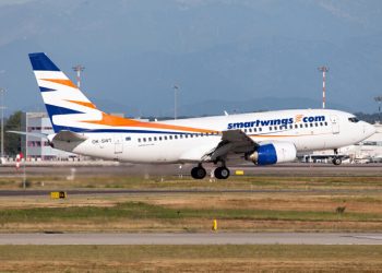 AIRPORT MALPENSA, MILAN, ITALY - 2019/08/03: A SmartWings Boeing 737-700 about to land at Milan Malpensa airport. (Photo by Fabrizio Gandolfo/SOPA Images/LightRocket via Getty Images)