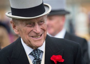 (FILES) In this file photo taken on May 16, 2017 Britain's Prince Philip, Duke of Edinburgh greets guests at a garden party at Buckingham Palace in London on May 16, 2017. - Queen Elizabeth II's husband Britain's Prince Philip, Duke of Edinburgh has died, Buckingham Palace announced on April 9, 2021. (Photo by Victoria Jones / POOL / AFP)