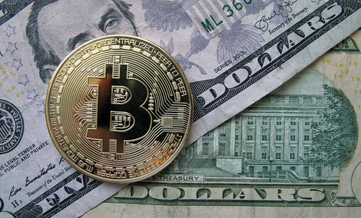 Digital dollar could push more investors into bitcoin, fund manager