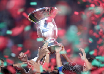 Asfar players celebrate the trophy during 2022 CAF Women's Champions League final match between ASFAR and Mamelodi Sundowns held at Moulay Abdallah Stadium in Rabat, Morocco on 13 November 2022 ©Weam Mostafa/BackpagePix