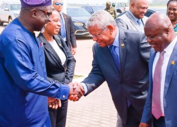 Hon. Consul of Seychelles to Ghana, Hon. Kwame N. Acquah welcoming the President